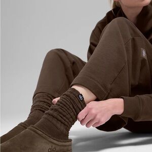 ALO Yoga Unisex Espresso Recovery Slipper